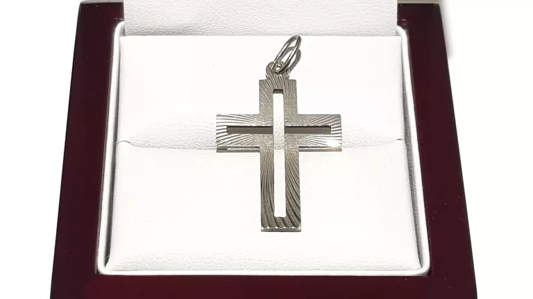 SREBRNY KRZYŻ 1,53 G PR925 2X3CM