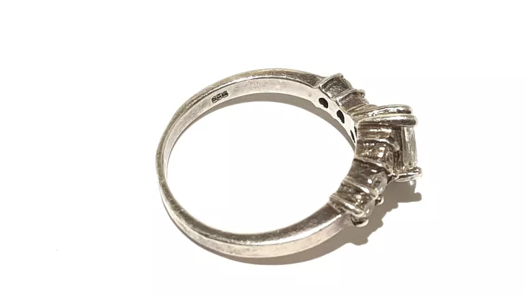 SREBRNY PIERŚCIONEK PR925 R16 3,14G