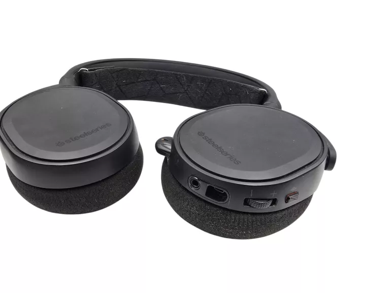 sluchawki-steelseries-arctis-3-stan-11323-2