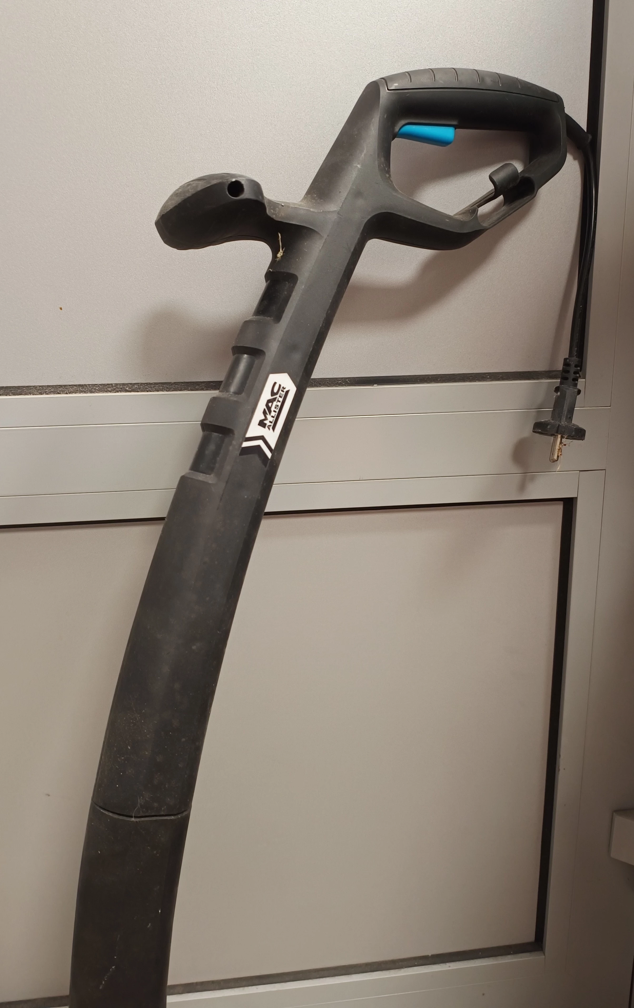 podkaszarka-macallister-mgtp300p-stan-11323-2