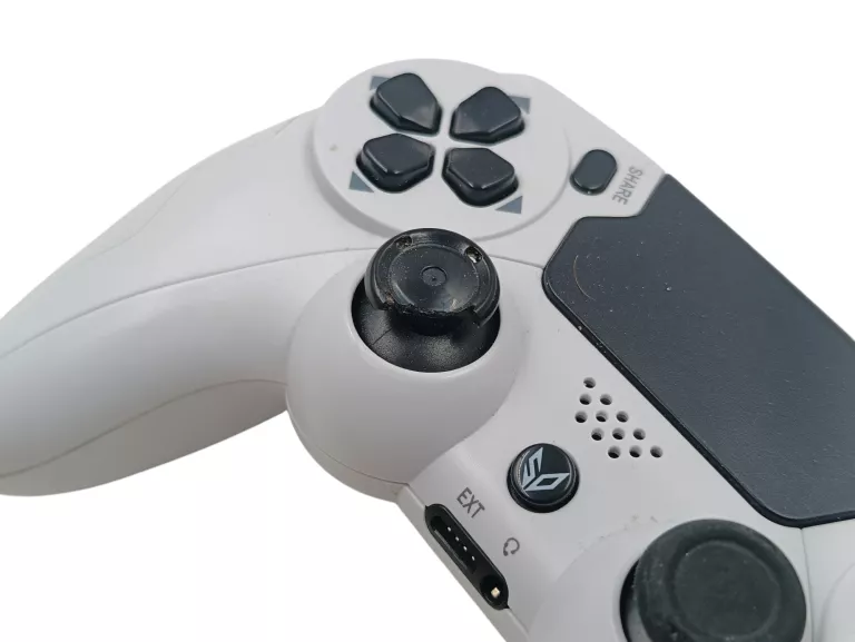 konsola-sony-playstation-4-pro-cuh-7216-1tb-ps4-gra-1x-pad-waga-produktu-030