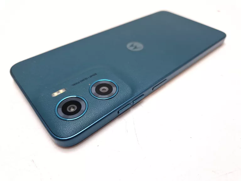 SMARTFON MOTOROLA MOTO G05 4 GB / 64 GB 4G (LTE) ZIELONY
