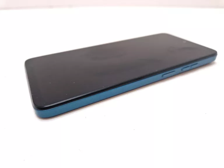 SMARTFON MOTOROLA MOTO G05 4 GB / 64 GB 4G (LTE) ZIELONY