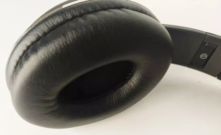 SŁUCHAWKI BLUETOOTH  BHS-100 FOREVER