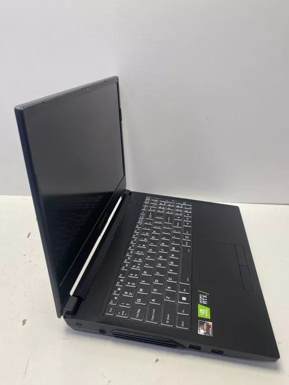 LAPTOP GIGABYTE A5 R5-5600H 16GB 512SSD RTX3060 144HZ