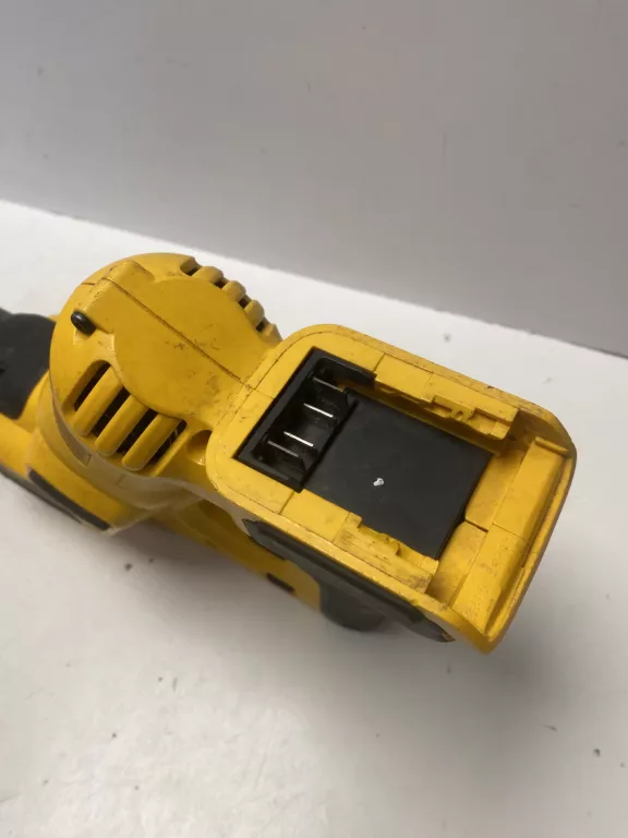 PIŁA SZABLASTA DEWALT DCS367