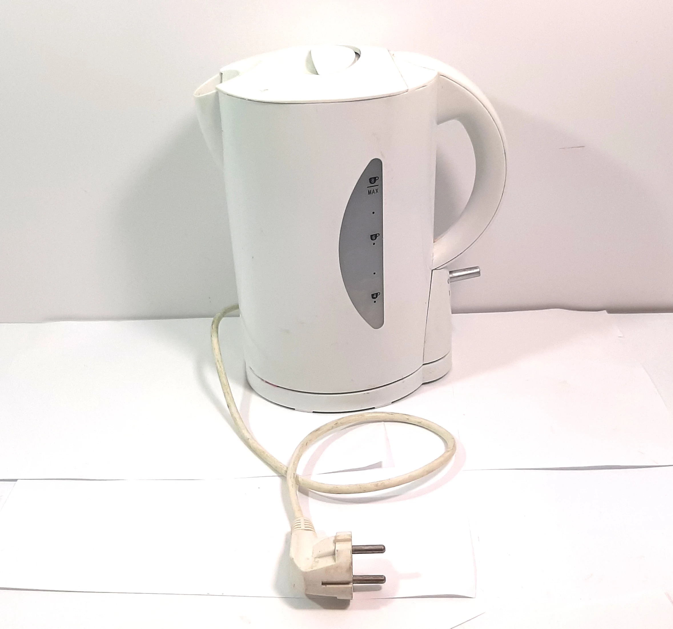 czajnik-elektryczny-tesco-armii-krajowej-1a-goldap