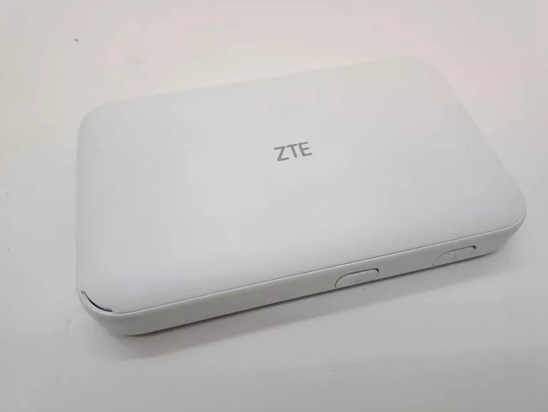 ROUTER MOBILNY ZTE 5G U50 +PUDEŁKO