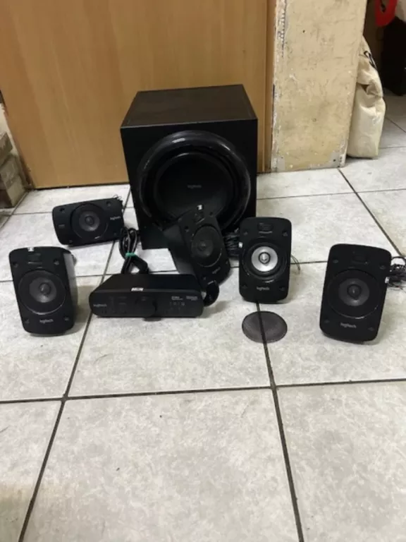 GŁOŚNIKI LOGITECH Z906 5.1+ADAPTER BT