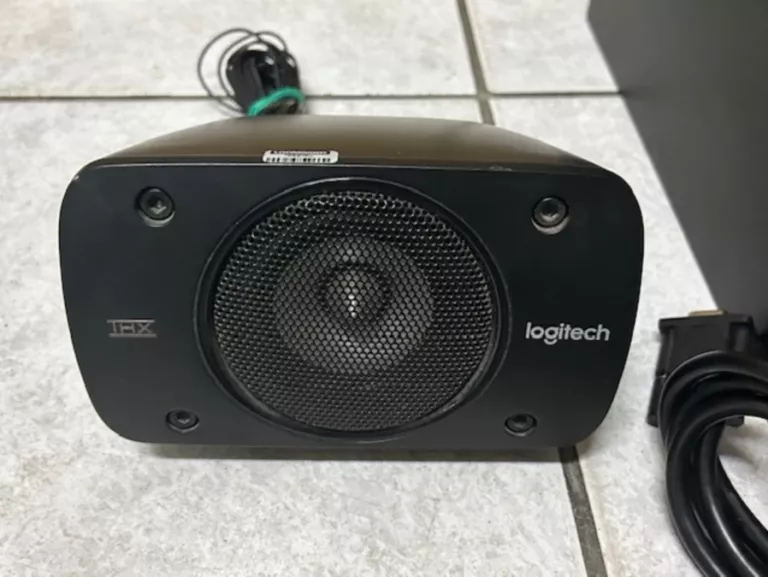 GŁOŚNIKI LOGITECH Z906 5.1+ADAPTER BT