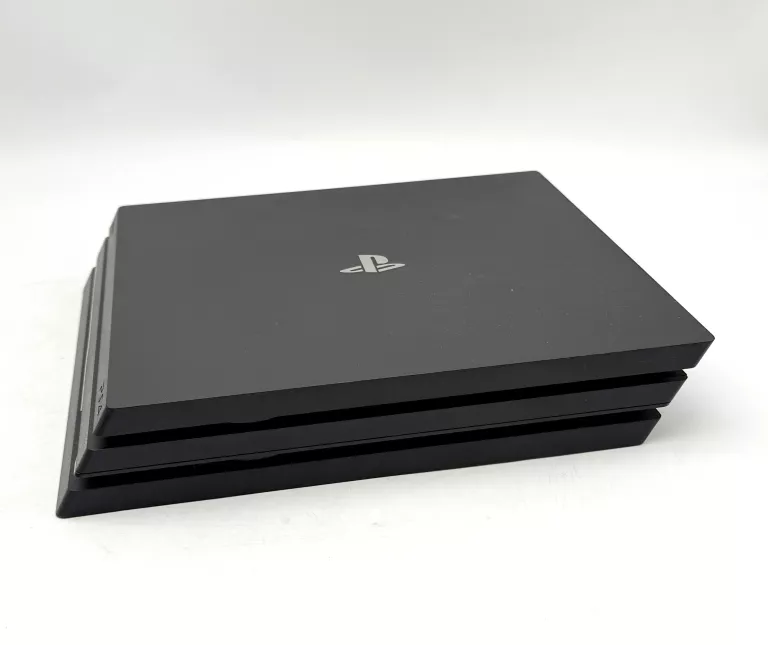 KONSOLA PS4 PRO 1TB + PAD