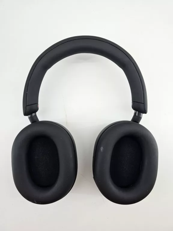 SŁUCHAWKI BEZPRZEWODOWE SONY WH-1000XM5 ETUI