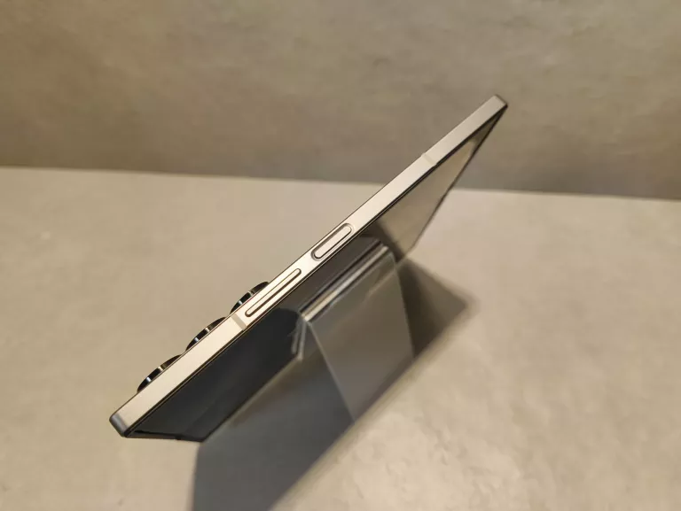 SAMSUNG GALAXY Z FOLD 6 12/512 *BDB*