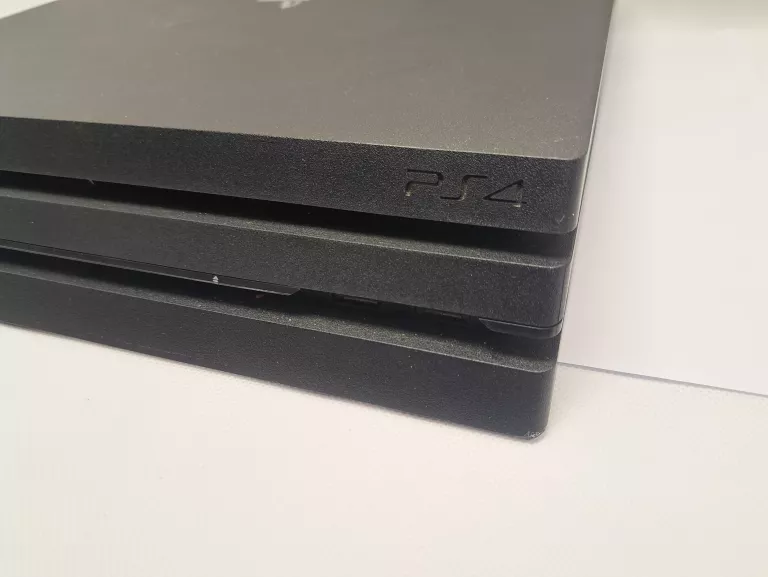 KONSOLA SONY PLAYSTATION 4 PRO 1TB