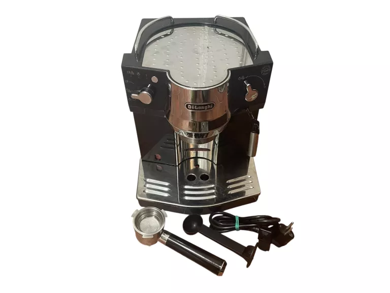 EKSPRES CIŚNIENIOWY KOLBOWY DELONGHI EC.820B