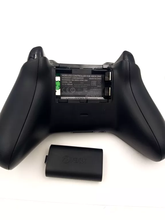 PAD MICROSOFT XBOX SERIES CONTROLLER CZARNY 1708