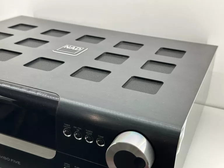 AMPLITUNER NAD VISO FIVE 5.1 PILOT