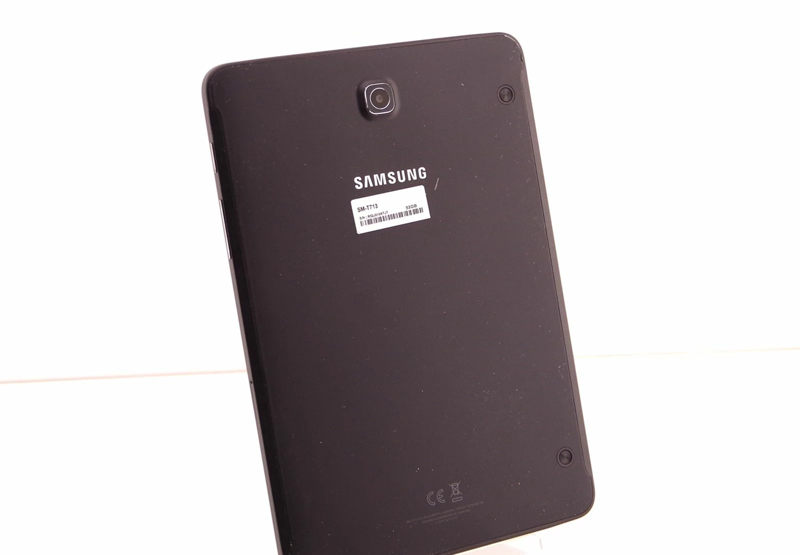 znakomity-tablet-samsung-galaxy-tab-s2-80-sm-t713-32gb-wifi-fajny-stan-kod-producenta-sm-t713nzdexeo