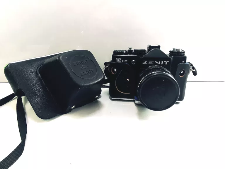 APARAT ZENIT 12XP+ OBIEKTYW HELIOS M52X9,75