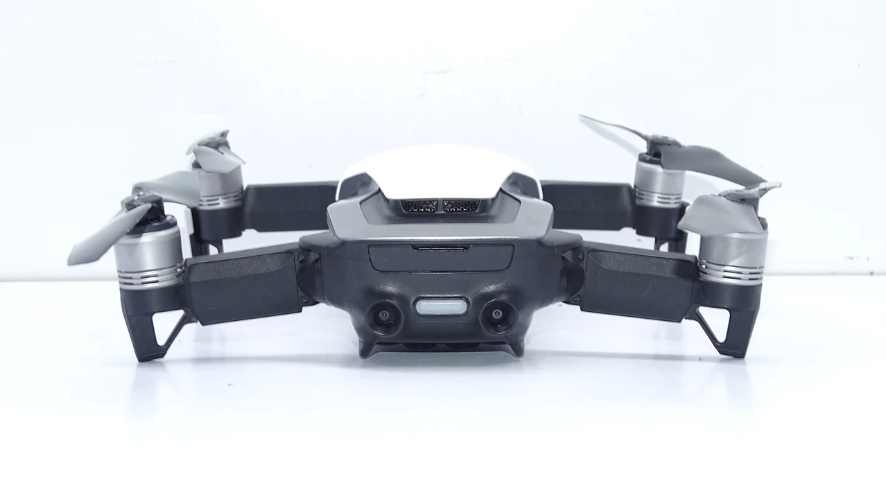 dron-dji-mavic-air-u11x-zestaw-rodzaj-napedu-1015-1