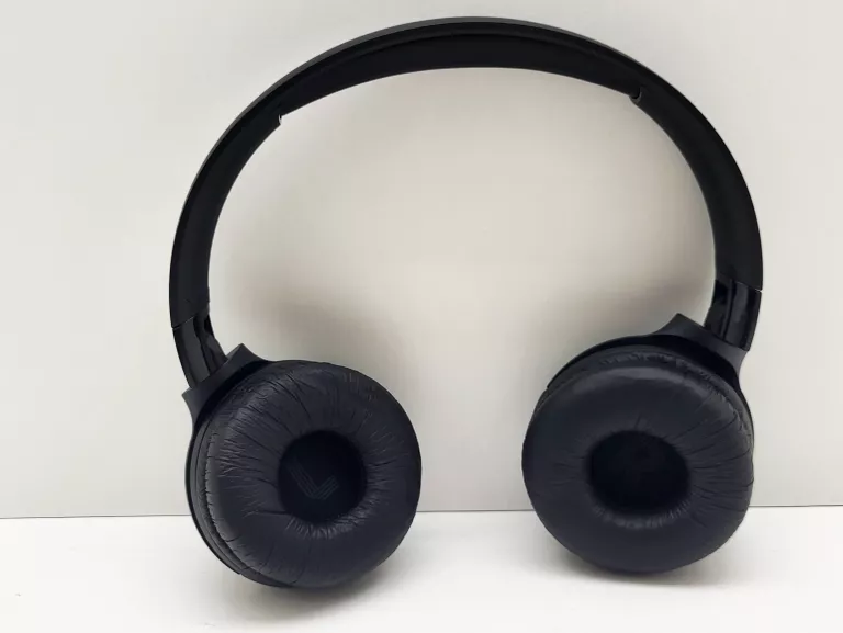 SŁUCHAWKI BEZPRZEWODOWE NAUSZNE JBL TUNE 520BT + PUDEŁKKO