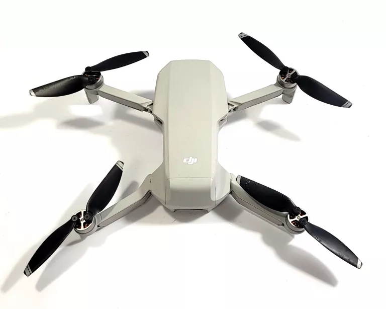dron-z-kamera-dji-mavic-mini-4k-uhd-10000m-ean-gtin-6958265137990