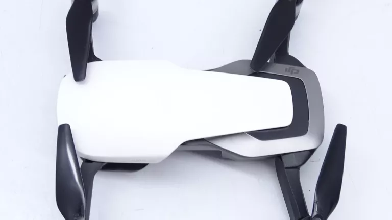 dron-dji-mavic-air-u11x-zestaw-pojemnosc-baterii-2375