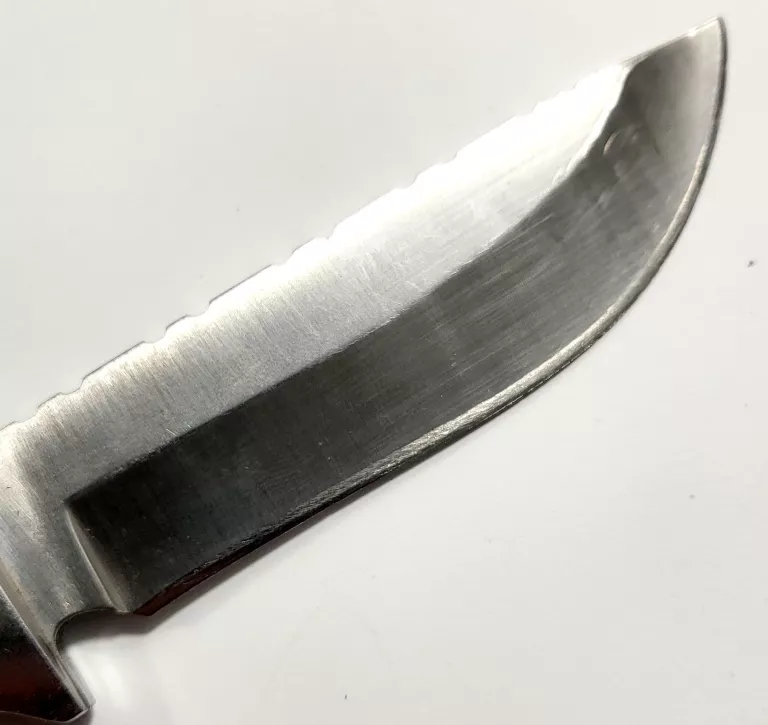 NÓŻ TURYSTYCZNY FINKA MYŚLIWSKI CRYSTAL POKROWIEC