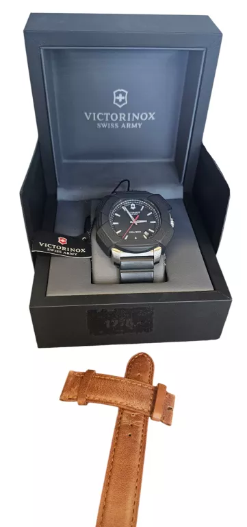 ZEGAREK VICTORINOX I.N.O.X. 241682.1