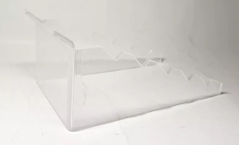 stojak-ekspozycyjny-na-noze-bsh-adventure-s4-stan-11323-1