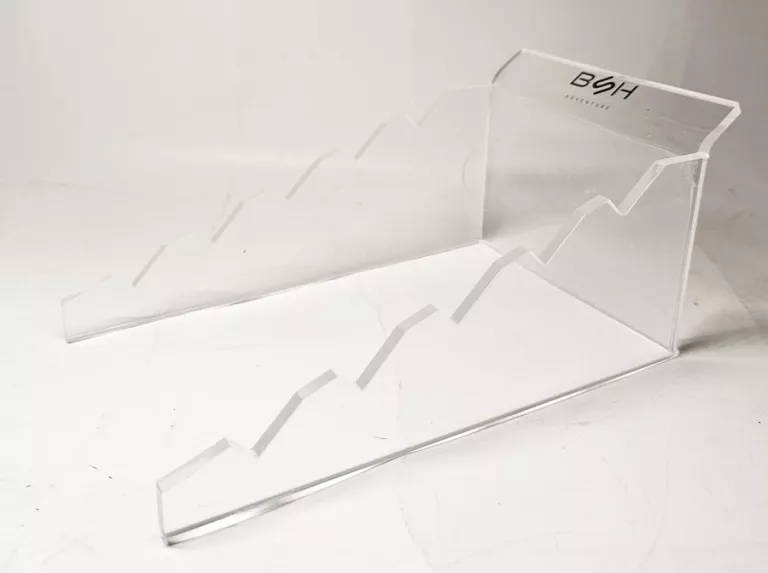 STOJAK EKSPOZYCYJNY NA NOŻE BSH ADVENTURE S4