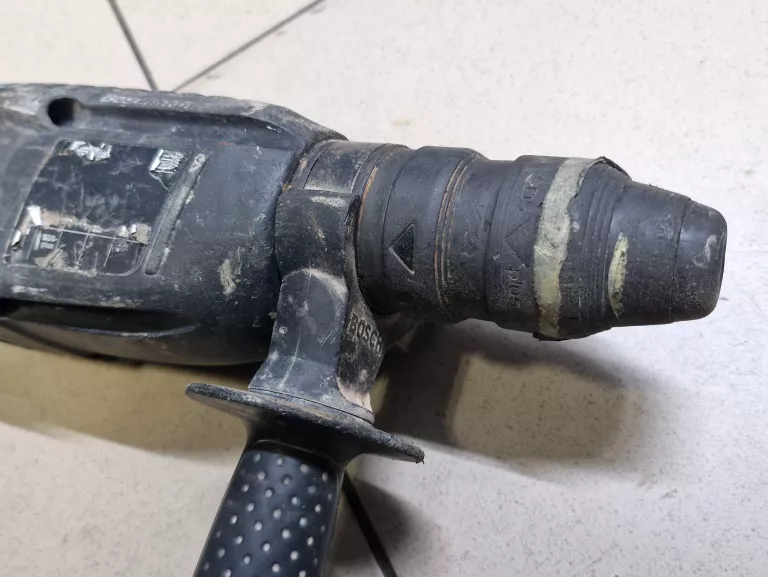 MŁOTOWIERTARKA BOSCH GBH2-26 DFR PROFESSIONAL