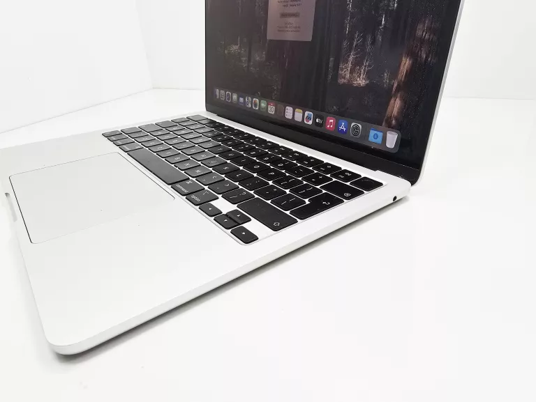LAPTOP APPLE MACBOOK AIR 2022 M2 A2681 8/256GB