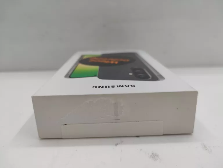 TELEFON SAMSUNG GALAXY A56 5G KOMPLET !!OPIS!!