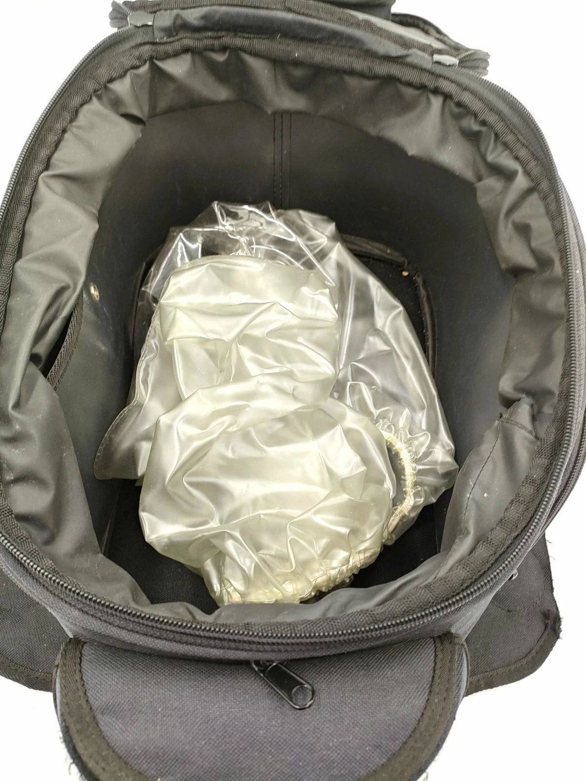 torba-motocyklowa-tank-bag-magnes-held-carry-warto-product-id-1fc63359-47f9-4c61-823c-818241f512b9