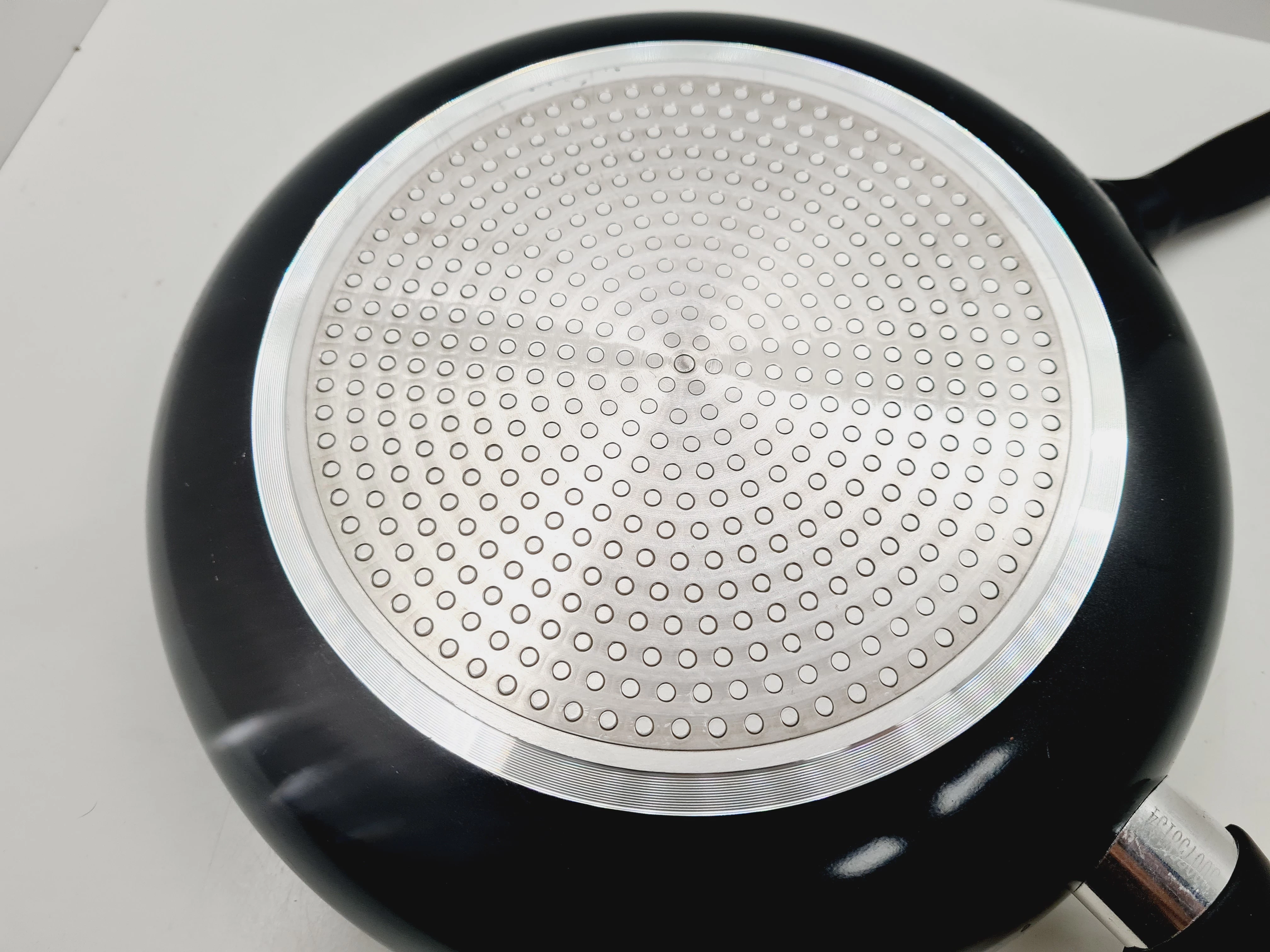 tradycyjna-patelnia-home-diner-28cm-indukcja-stan-11323-2