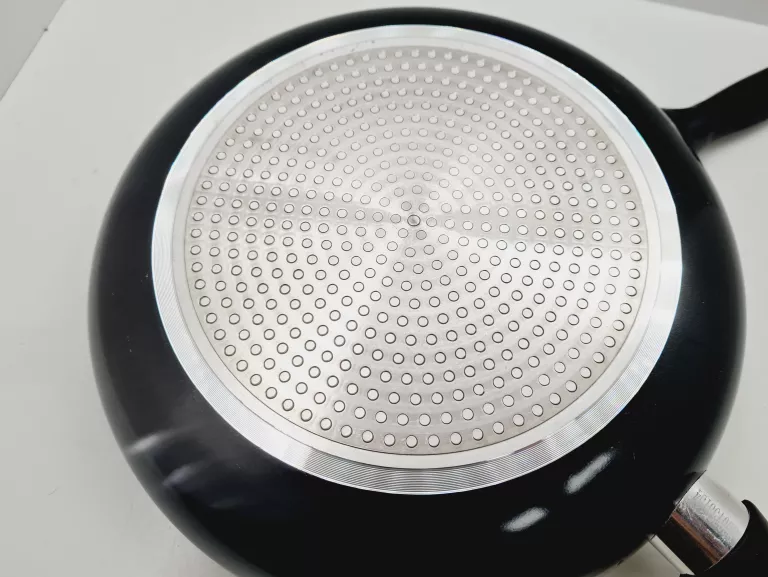 tradycyjna-patelnia-home-diner-28cm-indukcja-stan-11323-2