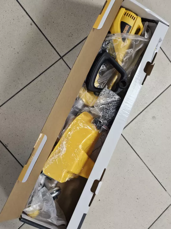 KOSA ELEKTRYCZNA, KOSIARKA, PODKASZARKA DO TRAWY, 1200 W, 38 CM - DENZEL