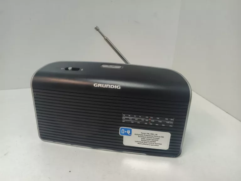 RADIO GRUNDIG MUSIC 60 LW