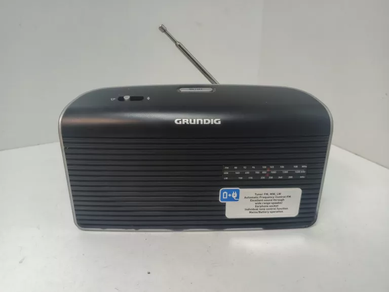 RADIO GRUNDIG MUSIC 60 LW