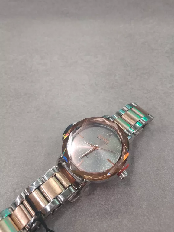 zegarek-jones-new-york-15184-pudelko-mechanizm-18738-1