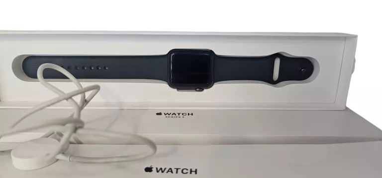 APPLE WATCH SERIES 3 42 MM CZARNY A1859