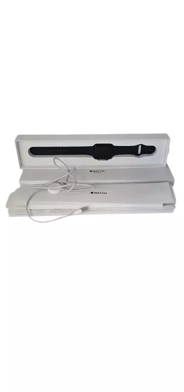 APPLE WATCH SERIES 3 42 MM CZARNY A1859