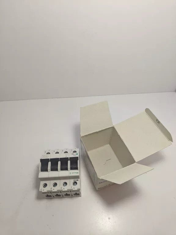 EATON ROZŁĄCZNIK 100A 4 BIEGUNY IS-100/4 276285