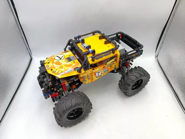 LEGO TECHNIC 42099