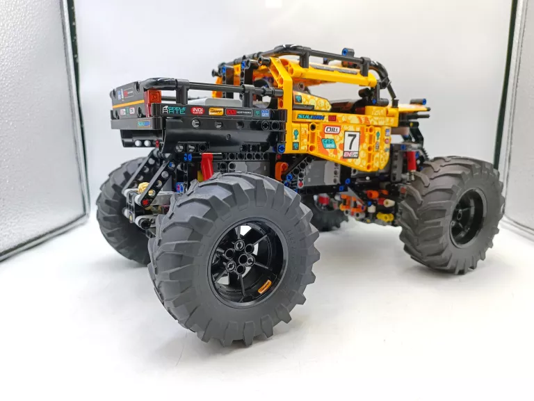LEGO TECHNIC 42099