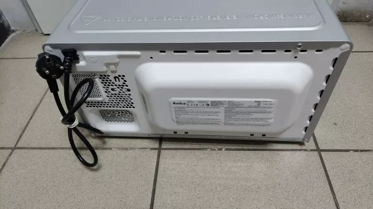 KUCHENKA MIKROFALOWA AMICA AMGF20E1S