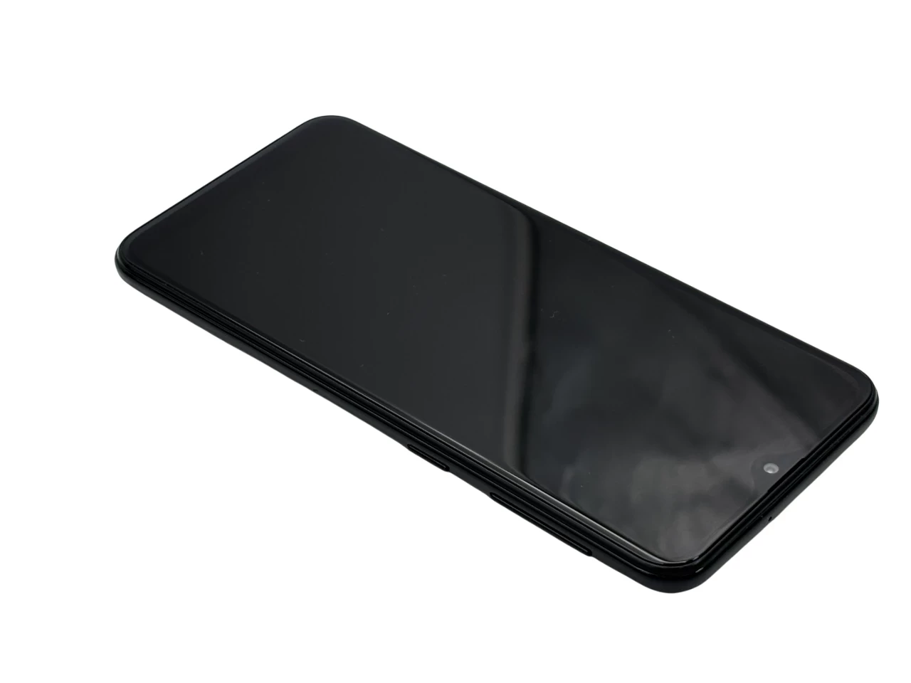 telefon-samsung-galaxy-a20e-332gb-580-3000-mah-dual-sim-ean-gtin-8801643846176