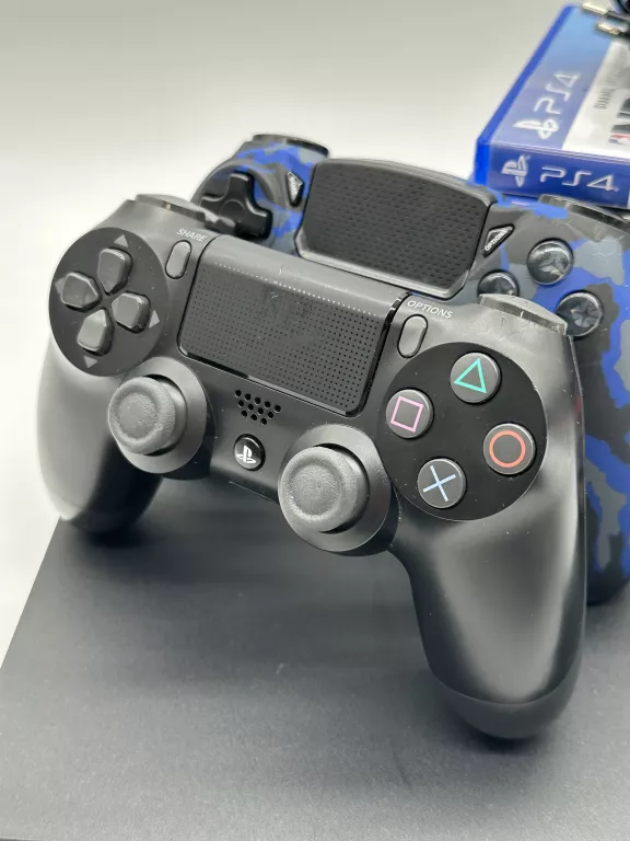 KONSOLA PS4 SLIM 1TB 2 PADY ZESTAW GIER