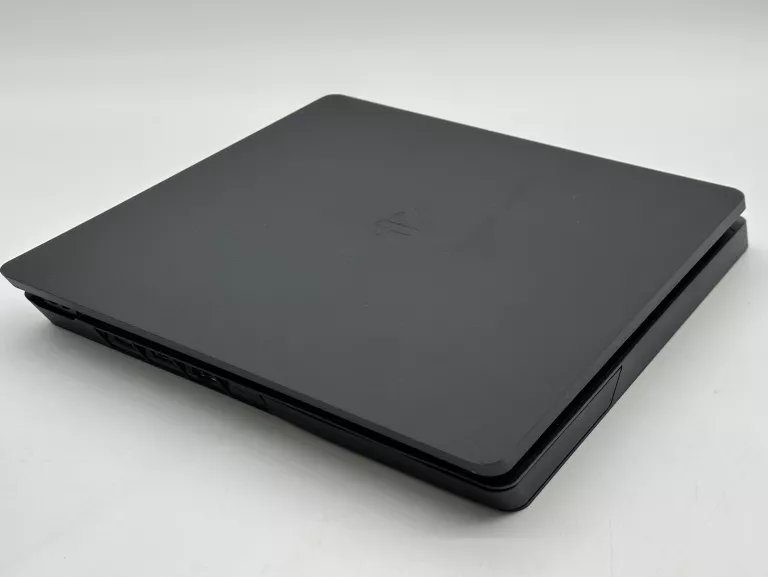 KONSOLA PS4 SLIM 1TB 2 PADY ZESTAW GIER